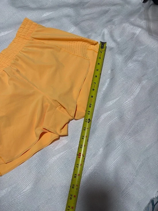 Athleta Women's Yellow Active Shorts - Lightweight Summer Running Shorts size M - Picture 6 of 13